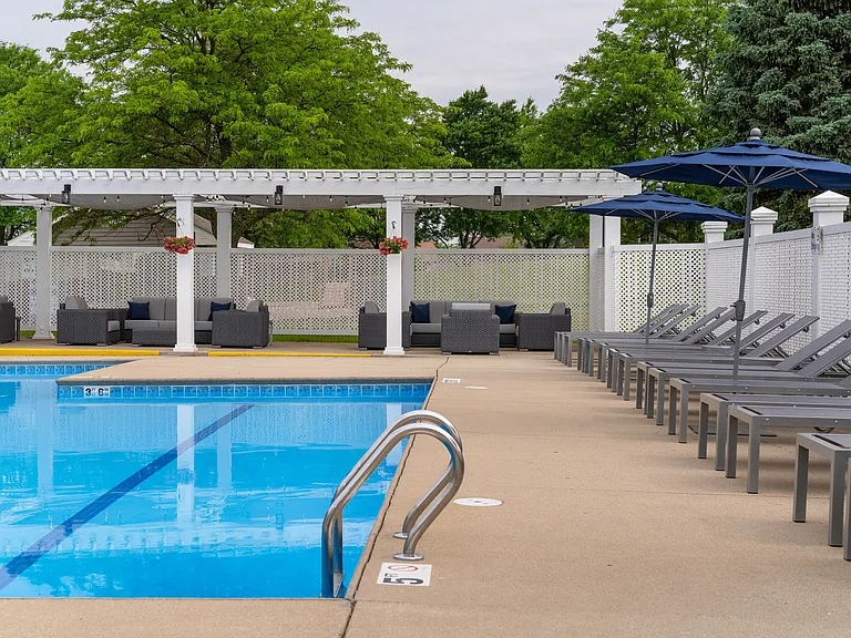 Manchester Oaks Heated Outdoor Pool