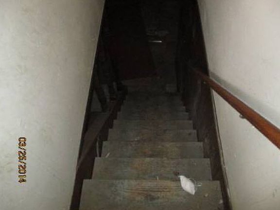 3rd image of 5323 Grove Ave