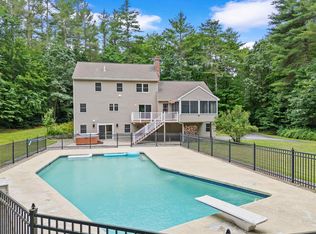 56 Oak Hill Rd, Brookline, NH 03033