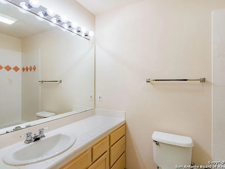2709 Diamond Trl — Photo 13