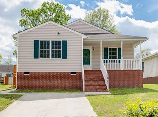 1811 New Lincoln Cir, Hopewell, VA 23860