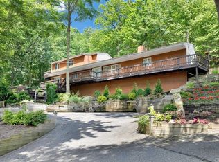 485 Harbor Rd, Cold Spring Harbor, NY 11724