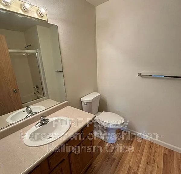 3255 Racine St #202 — Photo 8