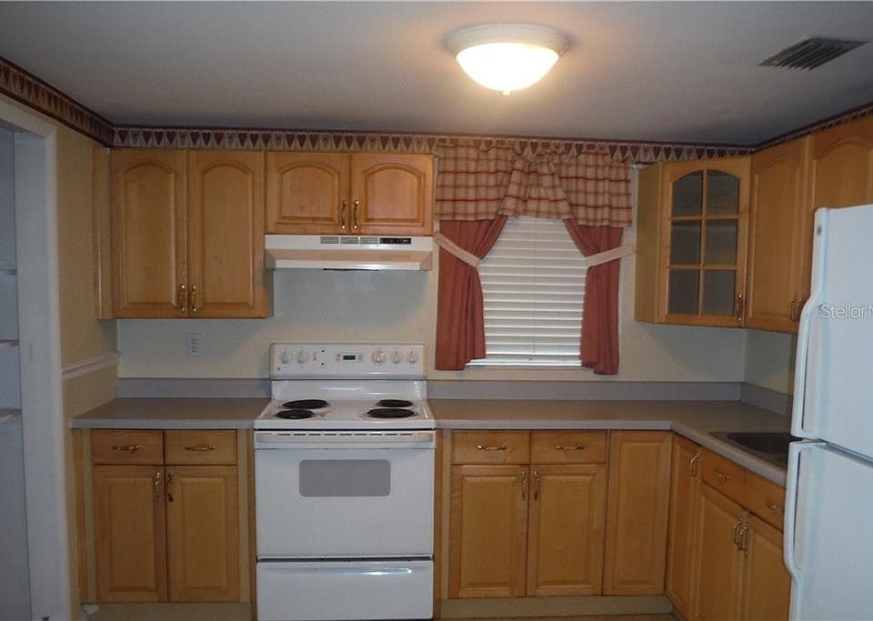 2nd image of 510 Telfair Rd