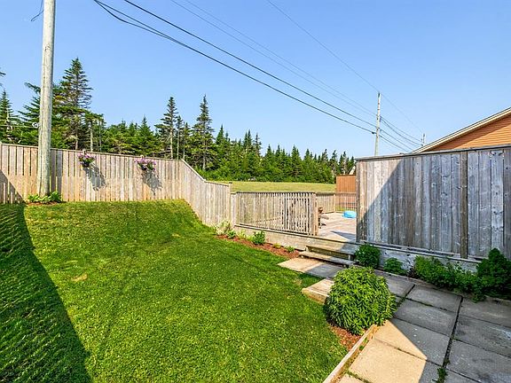 5th image of 121 Cheeseman Drive