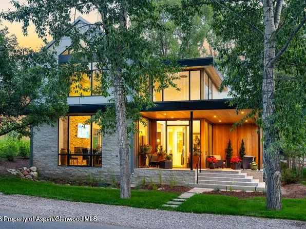 813 W Smuggler St, Aspen, CO 81611