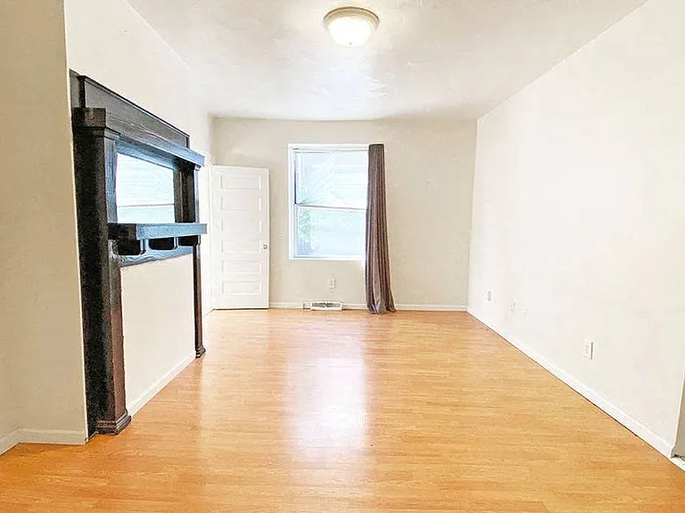 Bellefonte Street Apartments — Photo 8