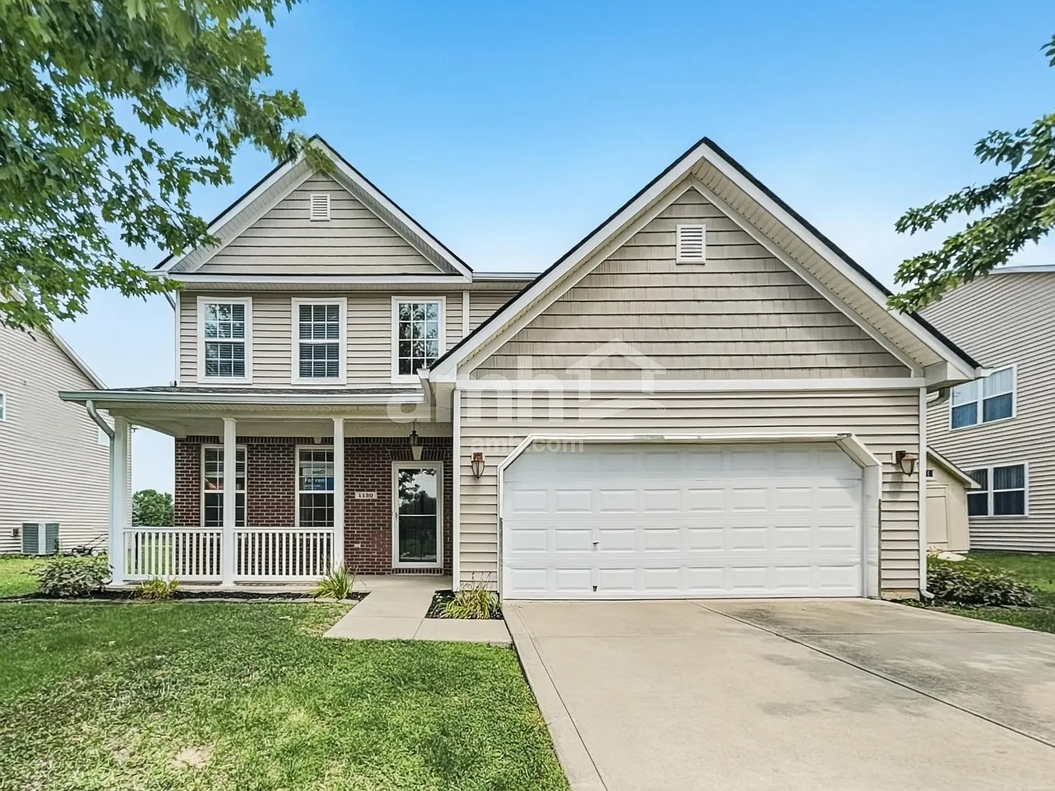4 bed, 2.5 bath, 2120 sqft, $2,195 — Photo 1
