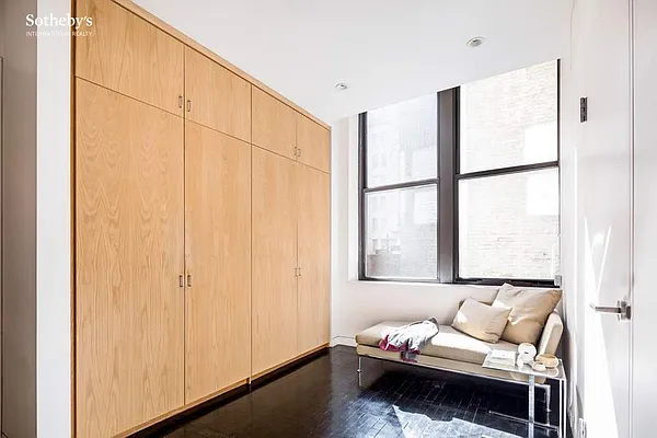 Sold by Sotheby's International Realty | media 7