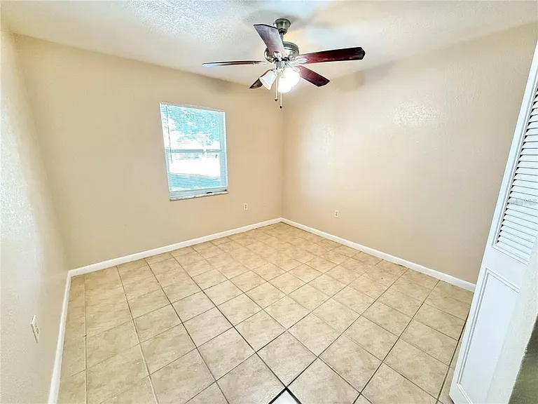 1507 N Thacker Ave — Photo 16