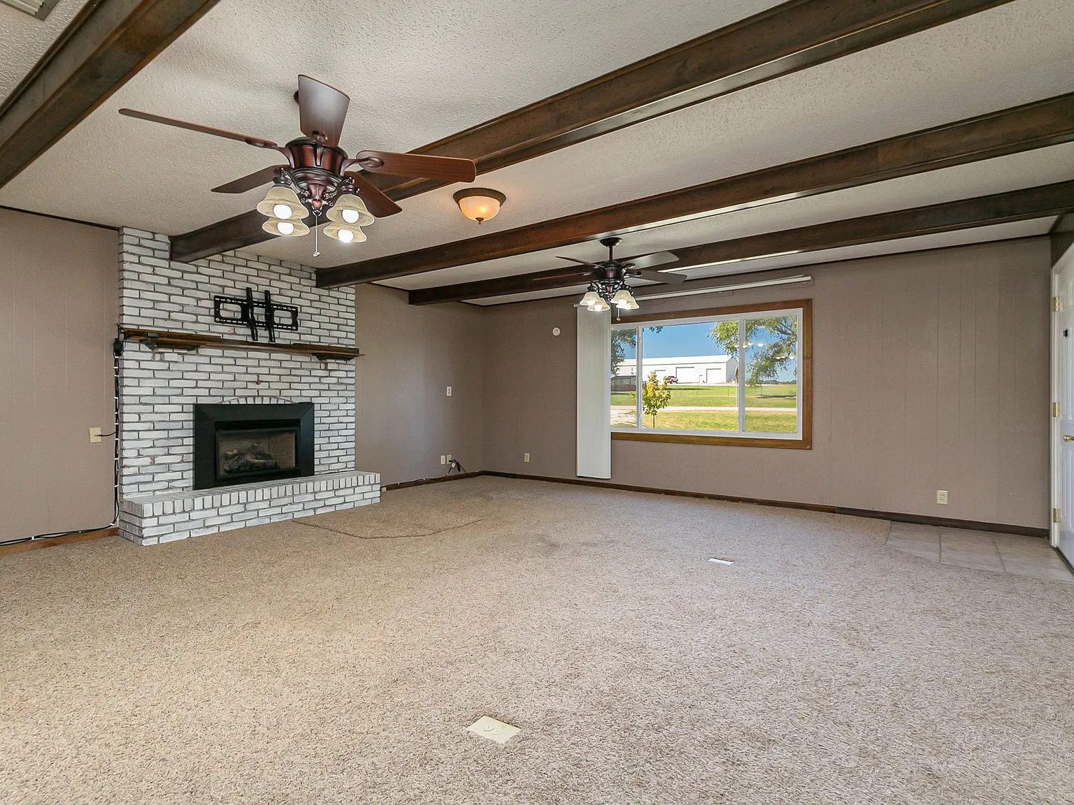 1 bed, 1.0 bath, 700 sqft, $800 — Photo 1