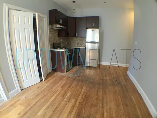 Rented by Uptown Flats LLC | media 21