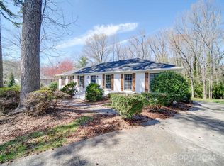 6015 Doncaster Dr, Charlotte, NC 28211