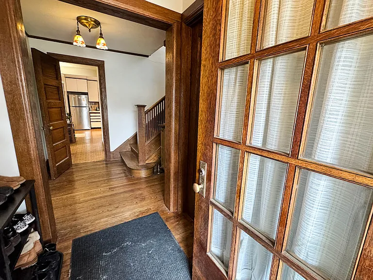 118 Wait Ave — Photo 4