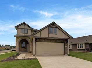 129 Crooked Trl, Smithville, TX 78602