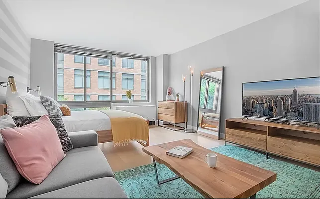 130 West 15th Street #8L