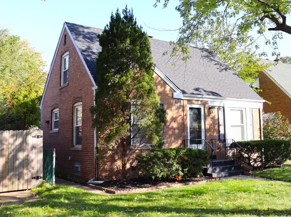 835 175th St, Hammond, IN 46324