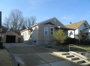 1009 E Broadway, Logansport, IN 46947