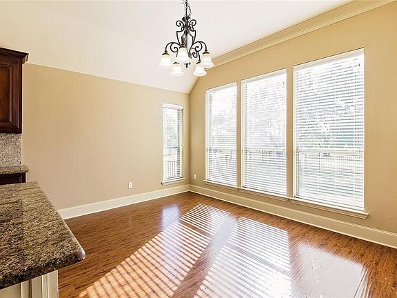 3rd image of 3128 Preston Club Dr