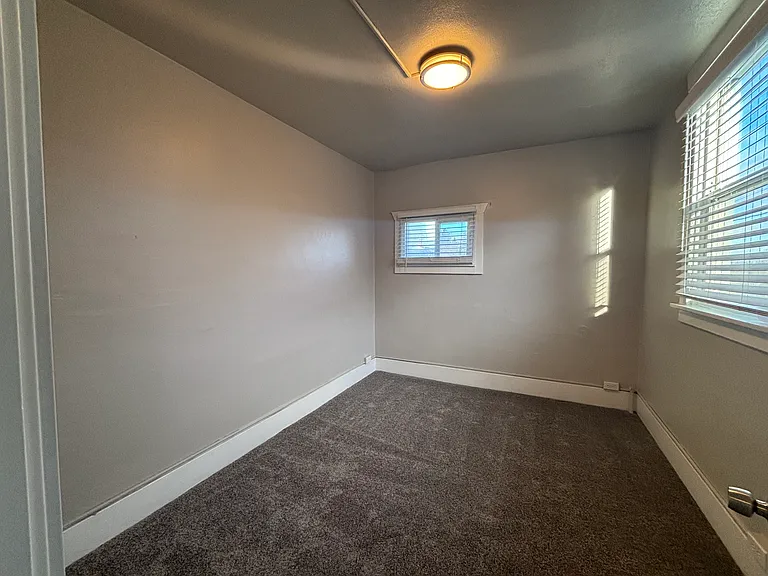 815 N 5th St #204 — Photo 7