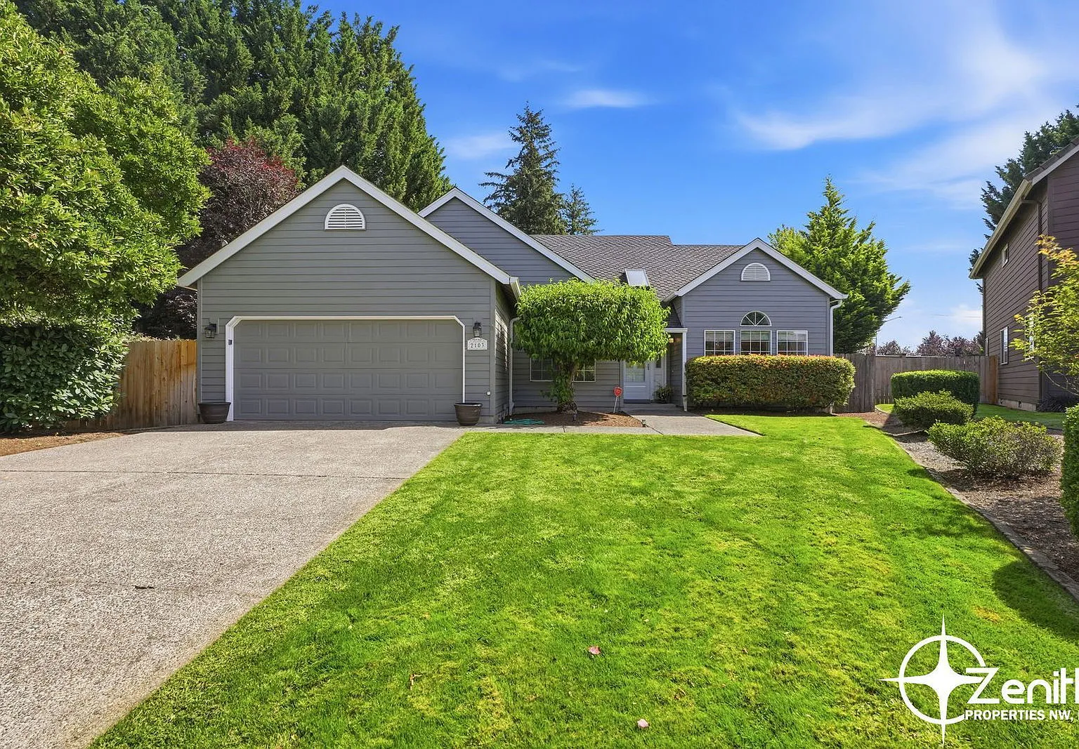 3 bed, 2.0 bath, 1602 sqft, $3,000 — Photo 1