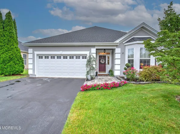 11 Betsy Ross Drive, Allentown, NJ 08501