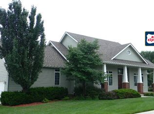 1009 Overhill Rd, Manhattan, KS 66503