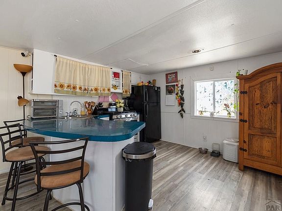 2nd image of 1901 Constitution Rd