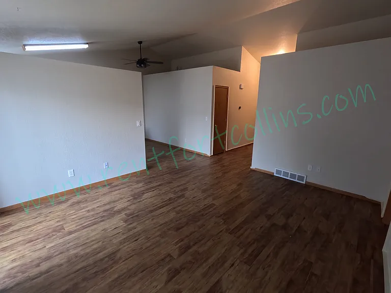 1032 Lavender Ave — Photo 21