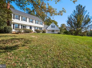 17446 Madison Ave, Hamilton, VA 20158