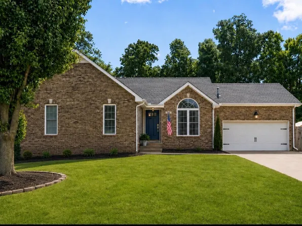 1576 Barrywood Cir W, Clarksville, TN 37042