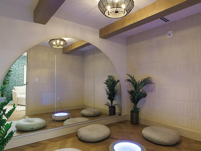 Solis Midtown — Photo 24