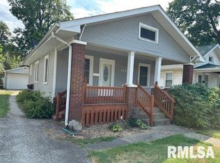 420 N North Grand Ave W, Springfield, IL 62702