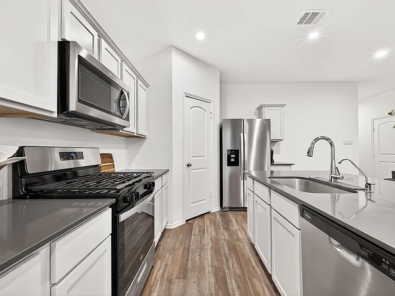 40310 Bermuda Ivy St — Photo 18