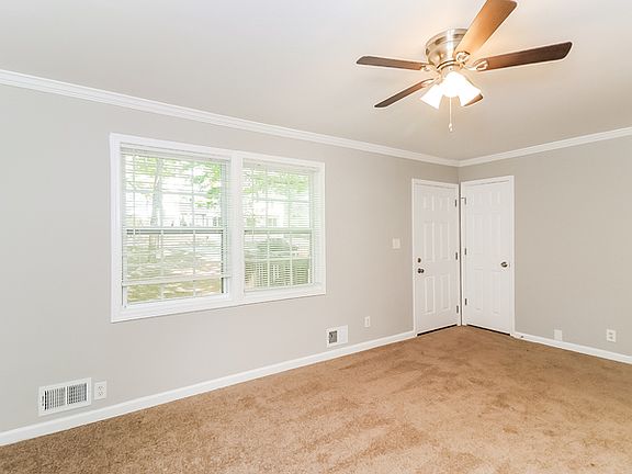 4th image of 3104 Shirley Dr
