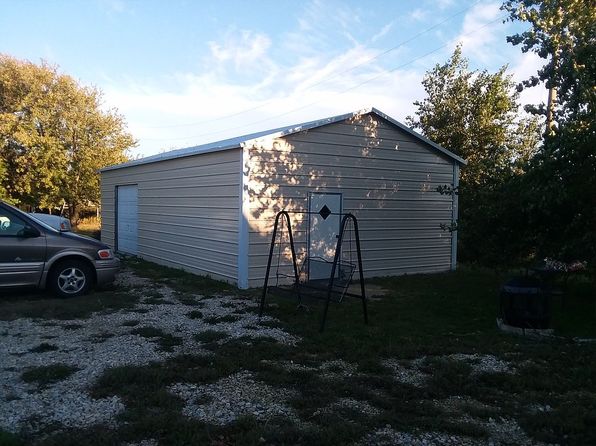 901 E C St, Hillsboro, KS 67063