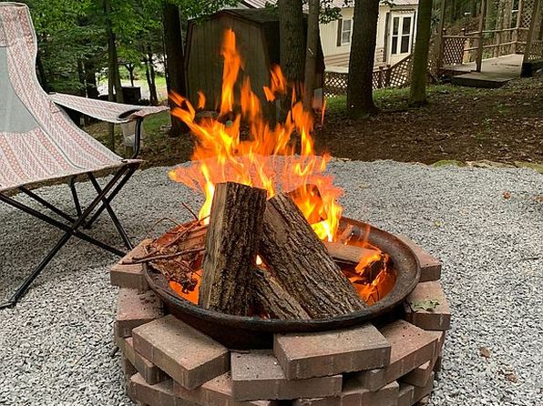 108 Whispering Winds Cir