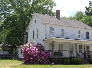 962 N Main St, Danielson, CT 06239