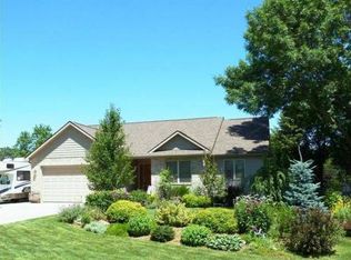 1816 Pheasant Ave, Twin Lakes, WI 53181