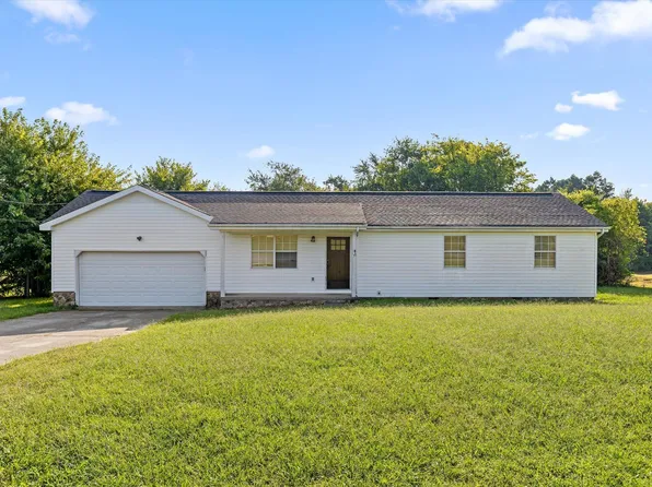 38 Davis Rd, Ringgold, GA 30736
