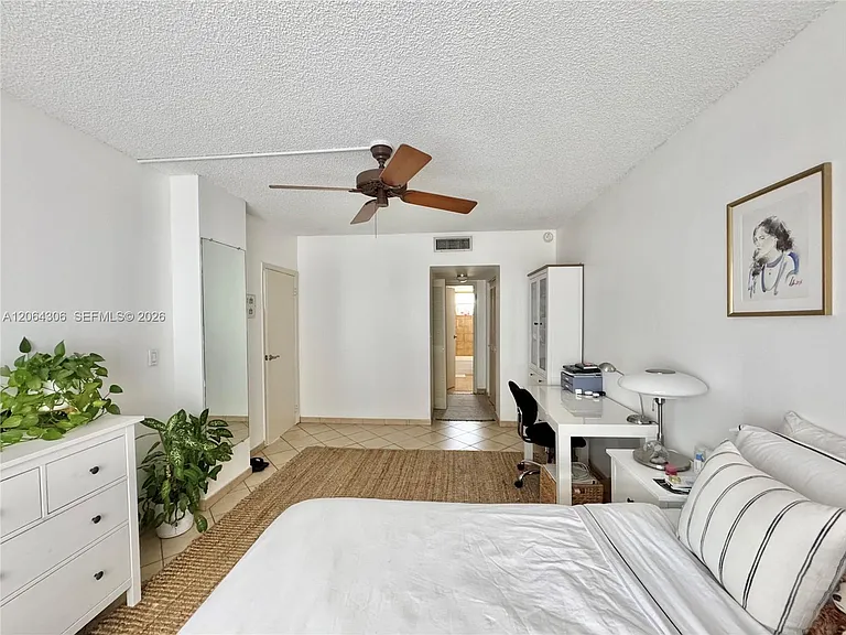 100 Edgewater Dr #305 — Photo 9