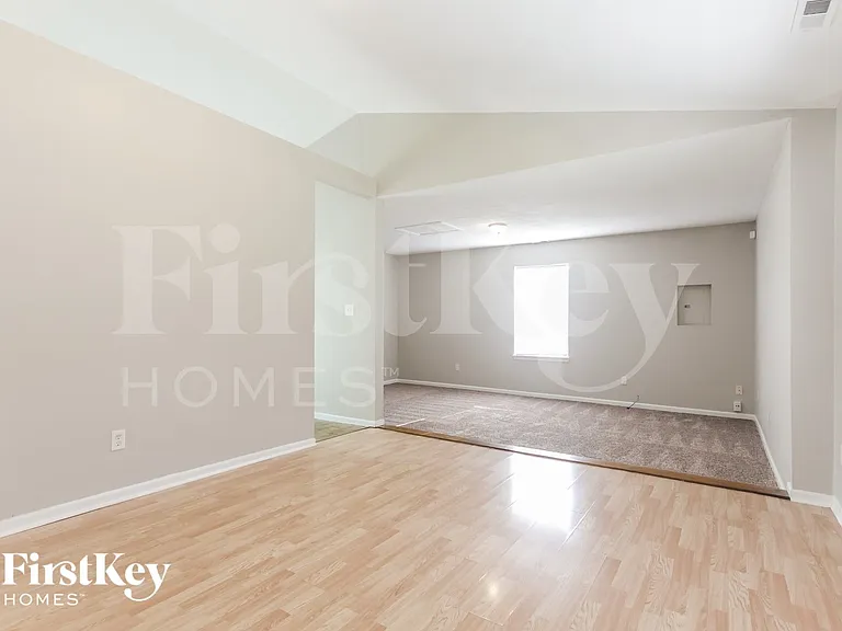 5613 Simmul Ln — Photo 2