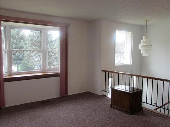 Bright and Sunny Bay Window