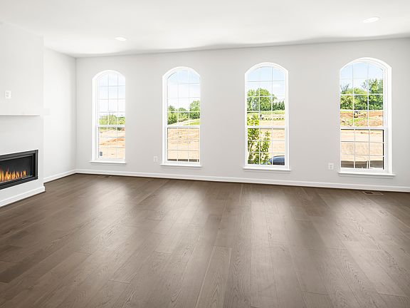 The Lincoln at Potomac Overlook