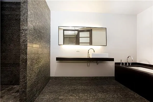 Rented by Platinvm Property Group New York | media 20