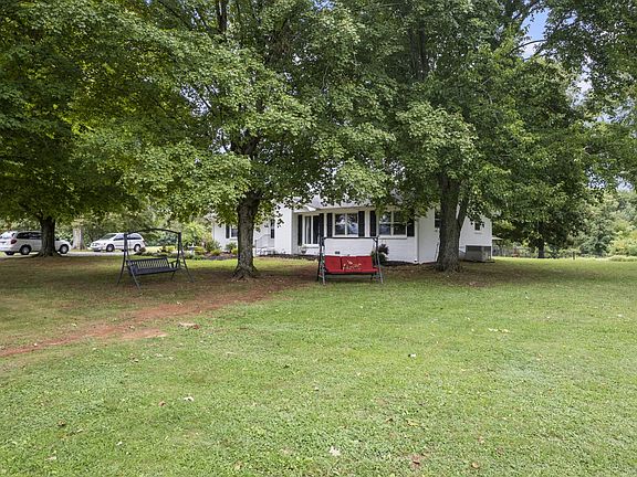 4th image of 10586 David Crockett Pkwy W