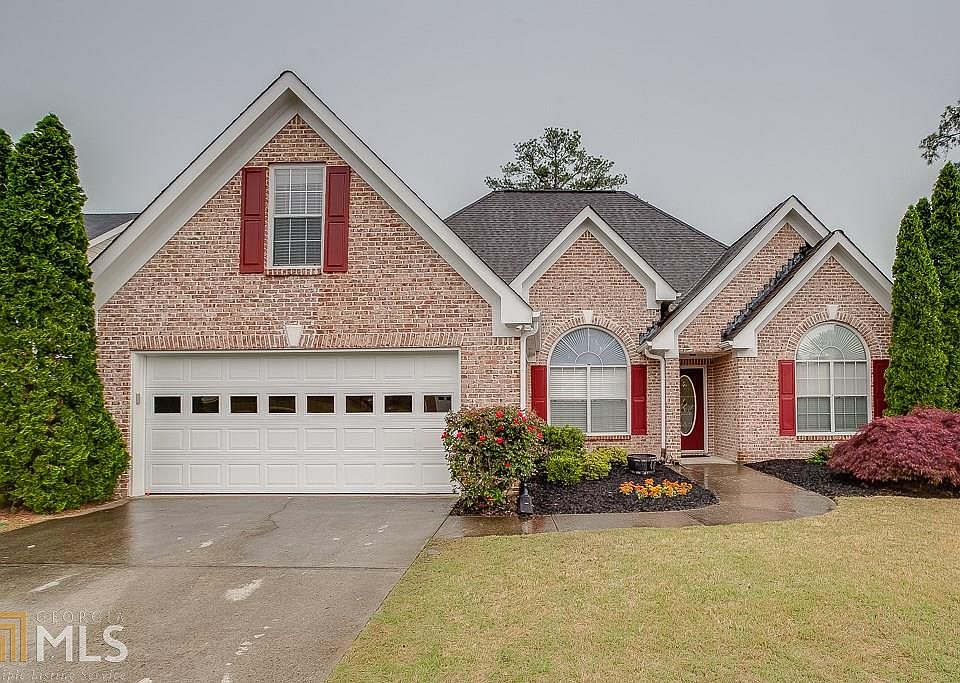 1st image of 292 Blue Creek Ln