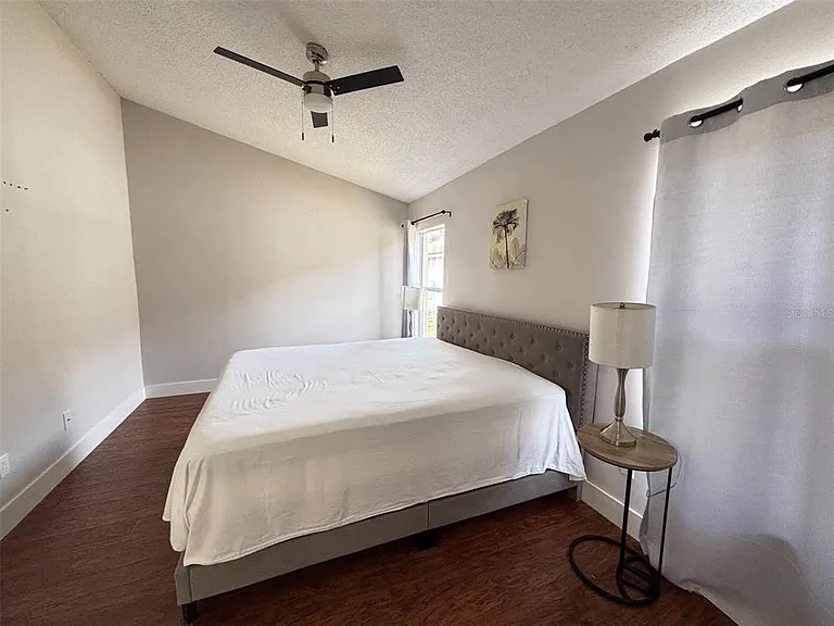 2521 Oneida Loop — Photo 9