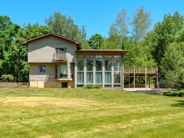 1580 W Kirby Rd, Battle Creek, MI 49017