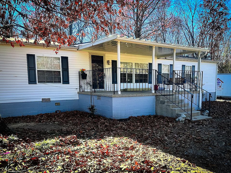 1st image of 224 Dry Creek Ln